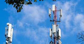 Pylônes de télécommunication